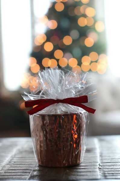 DIY: HOLIDAY COPPER CANDLES