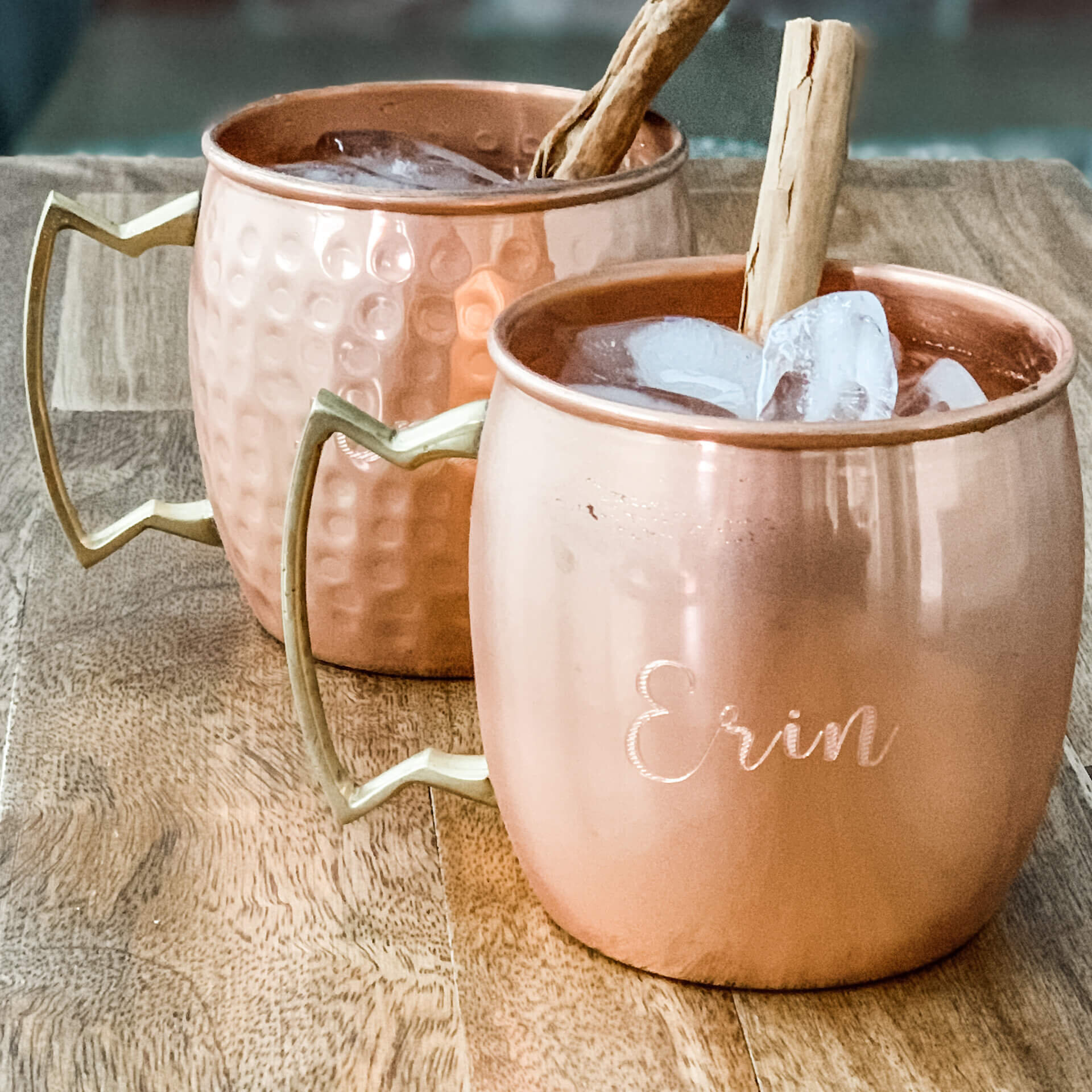 Roosevelt Hammered: 16oz Copper Moscow Mule Mug with Rounded Handle 16oz by  Copper Mug Co.